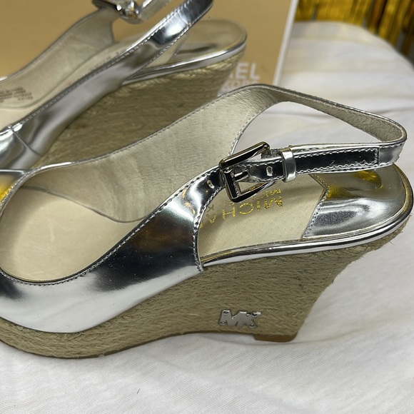 Michael Kors Metallic Pu Kami SlingBack Wedges - Picture 10 of 14